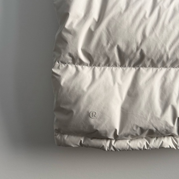 lululemon wunder puff mid length vest - Picture 11 of 16